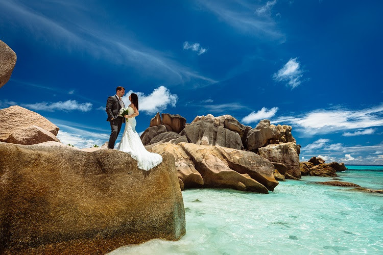 O arquipélago Seychelles é o destino ideal para uma viagem romântica –
