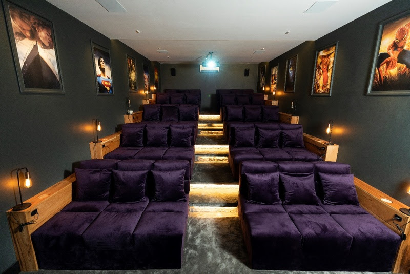 Cine Ort é a primeira sala de cinema de Campos do Jordão
