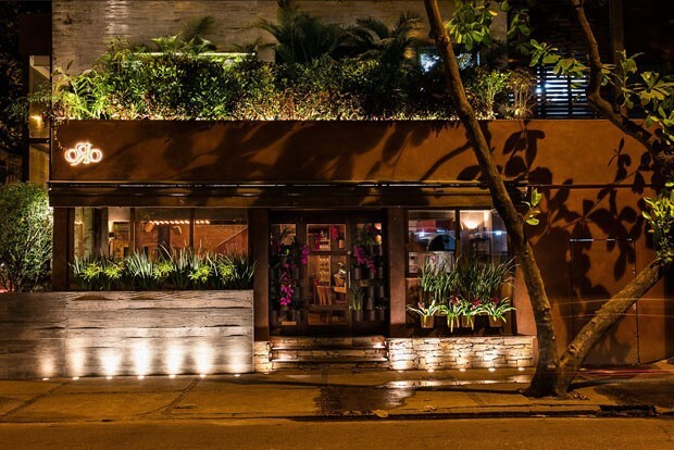 Fachada do restaurante Oro, no Leblon, no Rio de Janeiro, eleito o 2º melhor do mundo pelo site TripAdvisor