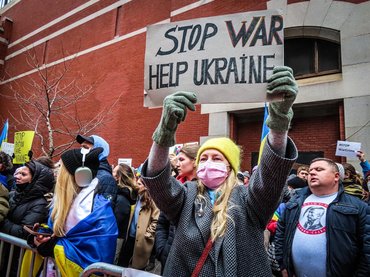 Conflito entre Ucrânia e Rússia gerou uma onda de refugiados