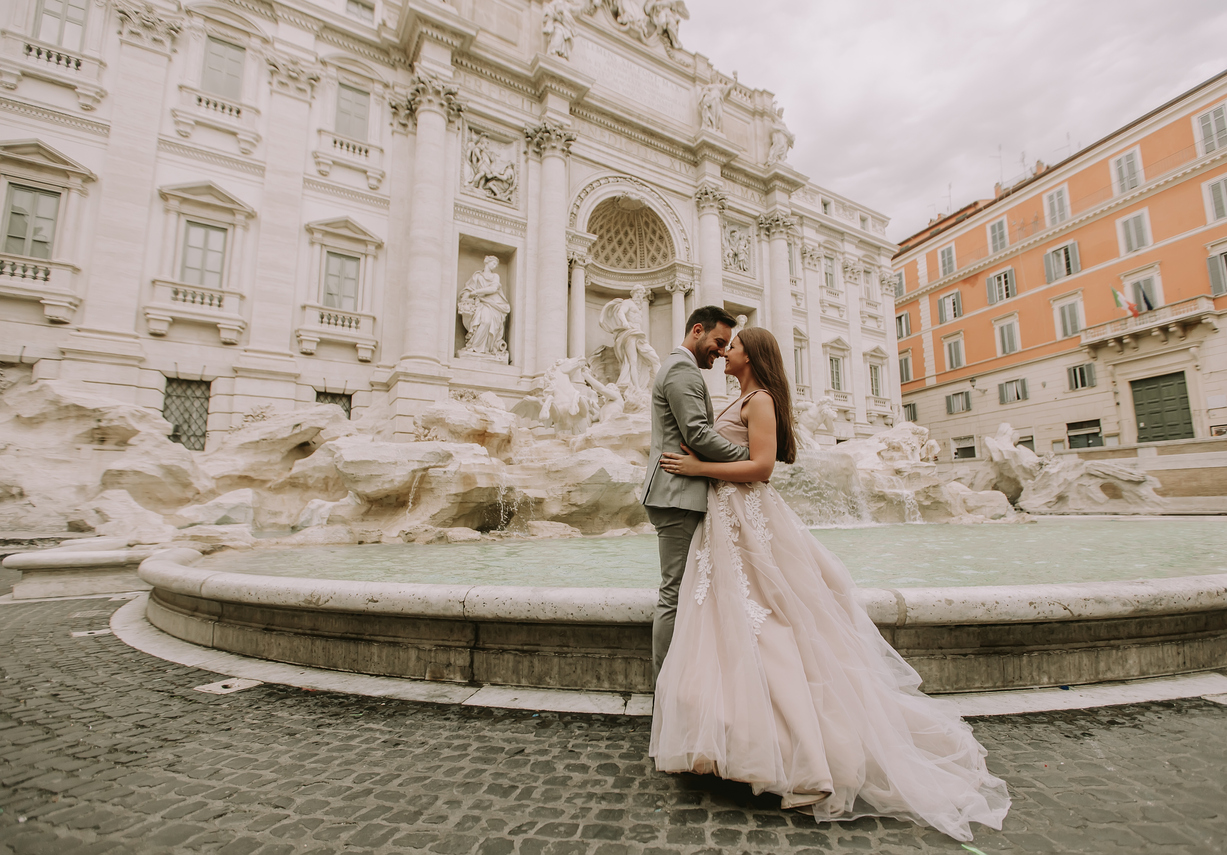 Região de Lazio, no centro da Itália, vai dar € 2 mil para quem se casar lá