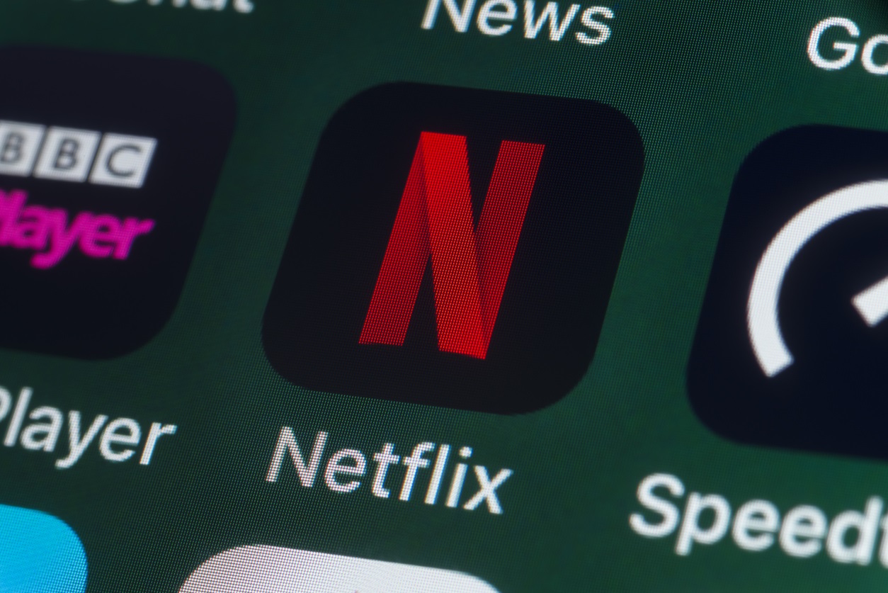 Netflix passará a cobrar taxa de quem divide acesso com amigos