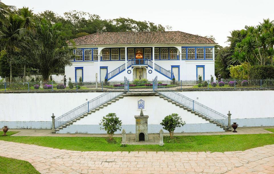 Fachada da Fazenda São Luiz da Boa Sorte, uma das atrações do Vale do Café, no sul do Rio de JAneiro