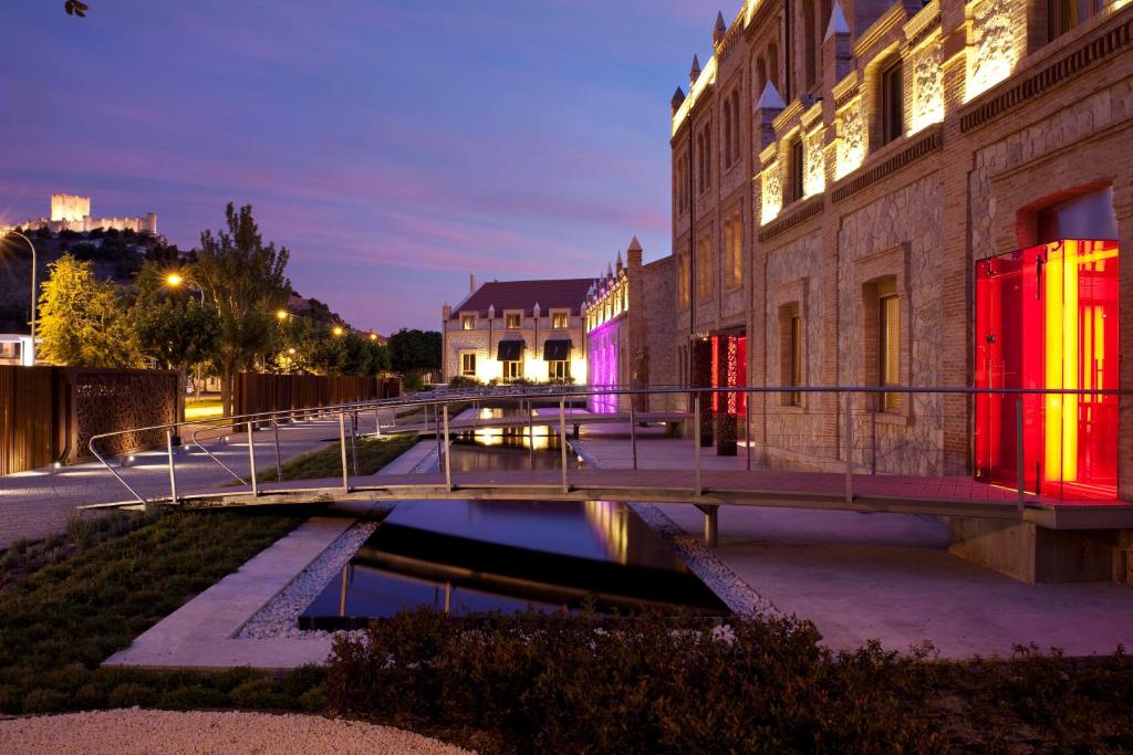 O Hotel Pesquera AF, que organiza as famosas noites de “Vinhos e Tapas” 
