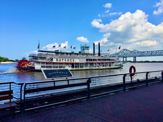 O barco a vapor no Rio Mississippi