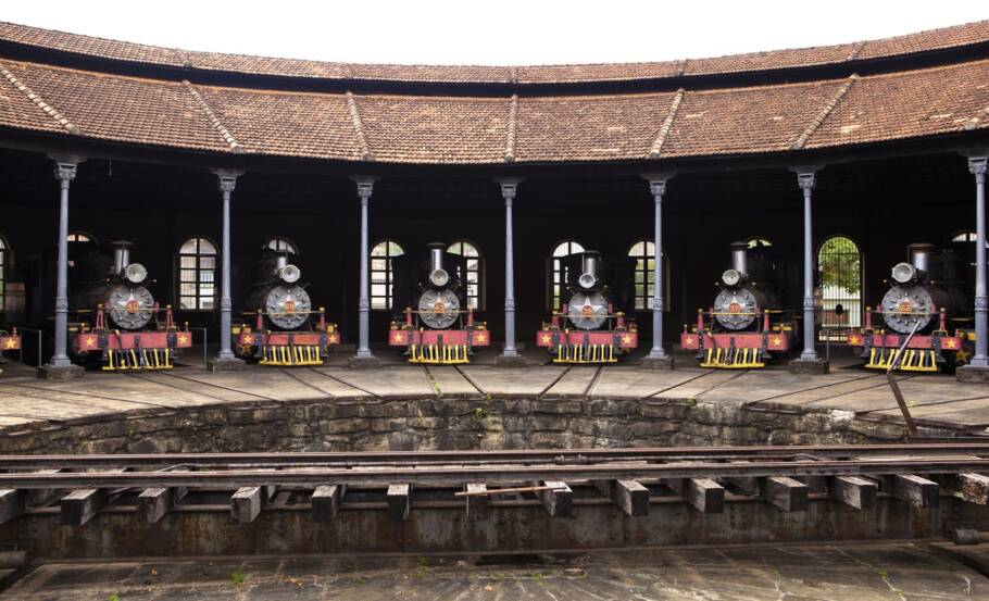 A Rotunda de São João del-Rei abriga sete locomotivas a vapor originais da Estrada de Ferro Oeste de Minas