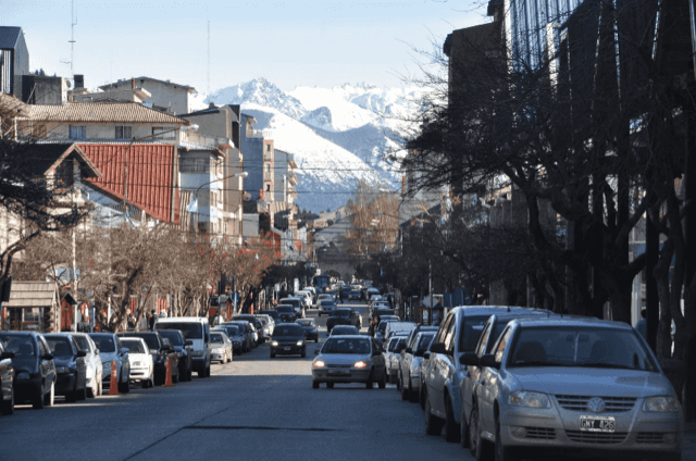   Calle Mitre, la principal calle comercial de Bariloche