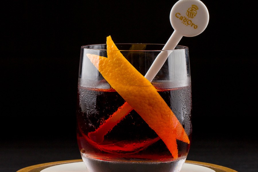  Negroni, um dos drinques clássicos da carta do Sky Bar