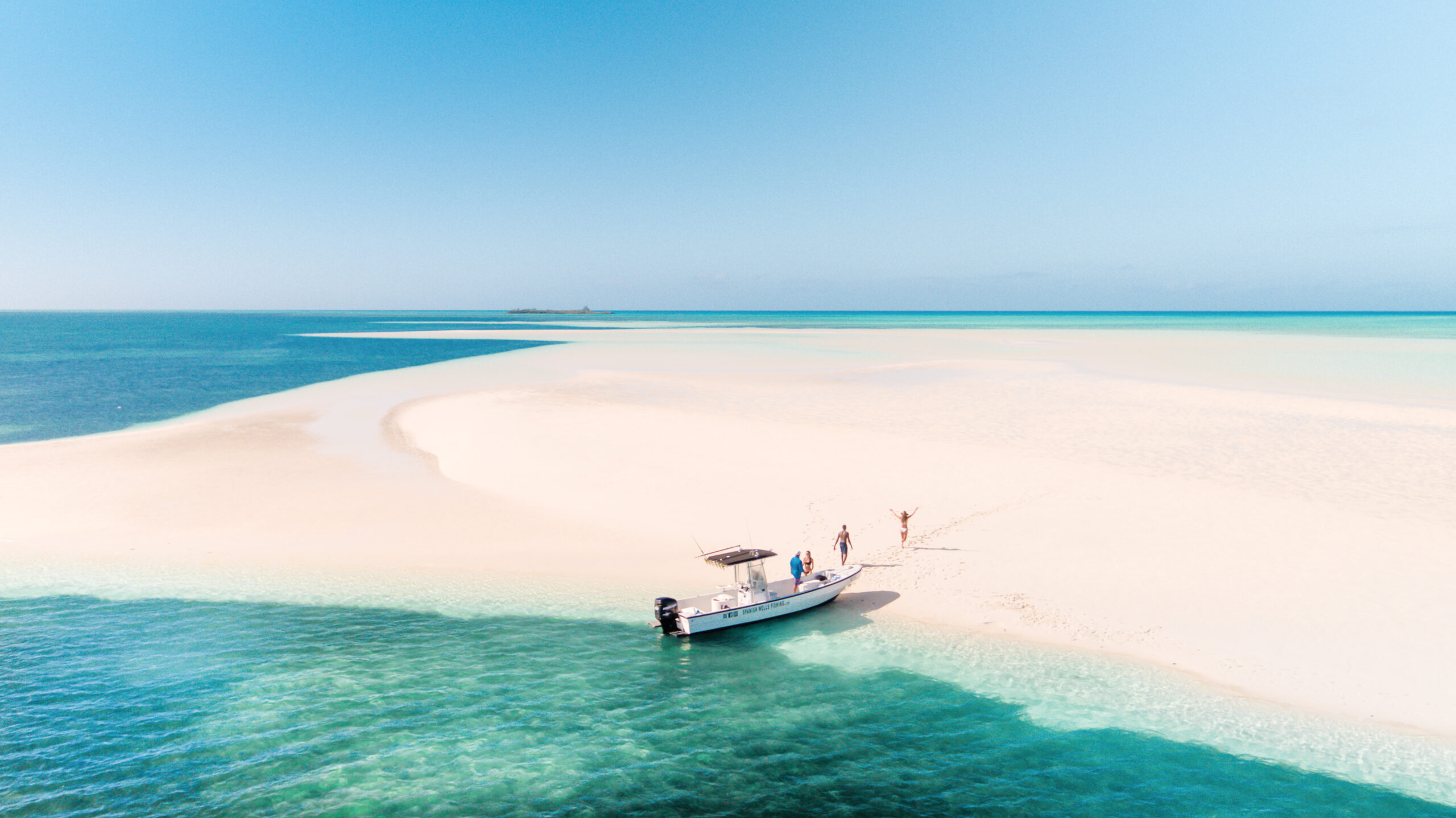 Bahamas são formadas por mais de 700 ilhas, que oferecem praias de diferentes tons de azuis e areias brancas