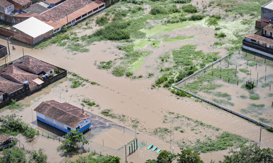 4 doenças infecciosas que podem virar epidemias por causa das enchentes no RS