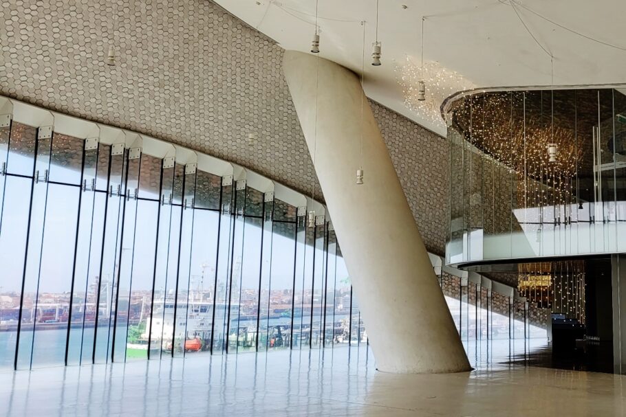 Terminal de Cruzeiro de Leixões, em Matosinhos, Portugal