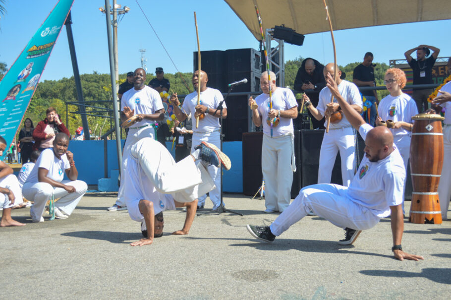 Capoeira Santa Izabel e Capoeira Menino Chorô. Fotos: Paulo César Ribeiro e Eric Romero / PMSCS.