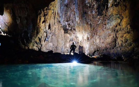 Salão da Caverna do Diabo.