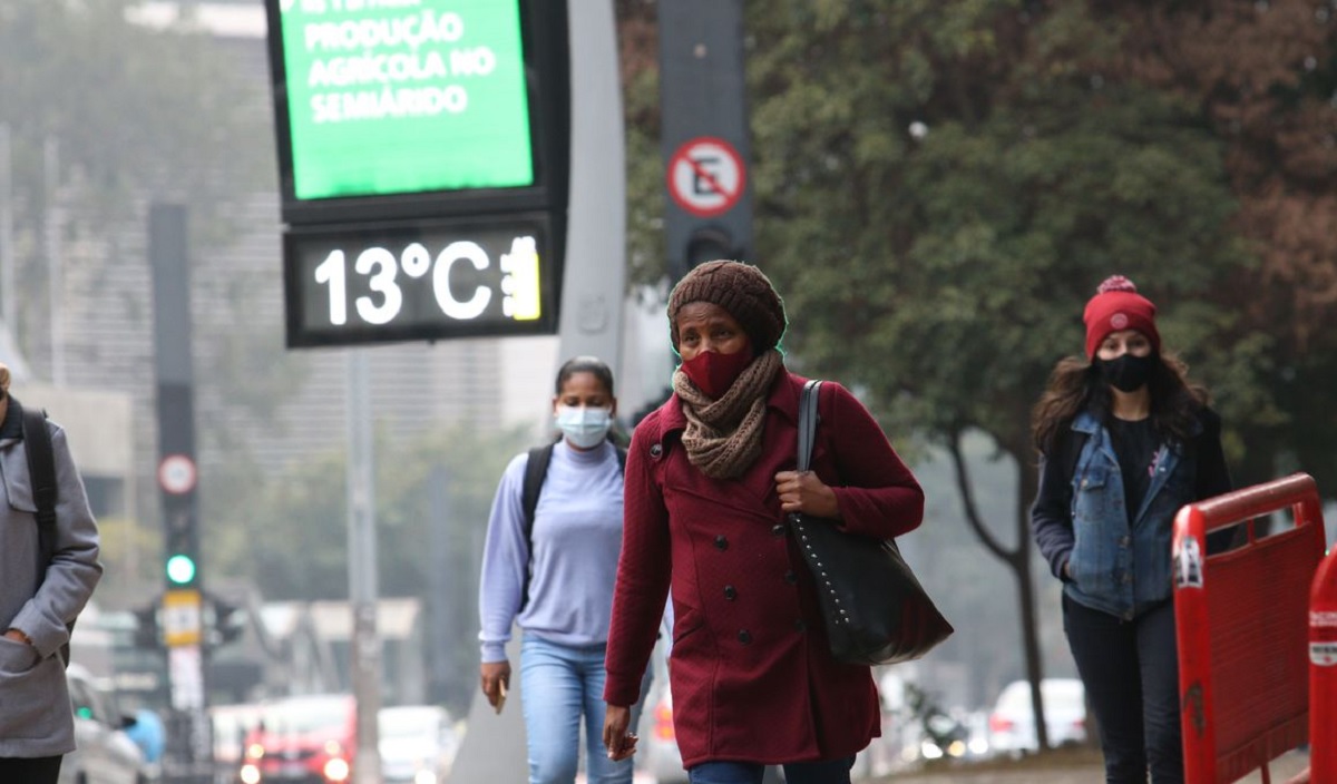 Quando o frio e a chuva vão embora de SP?