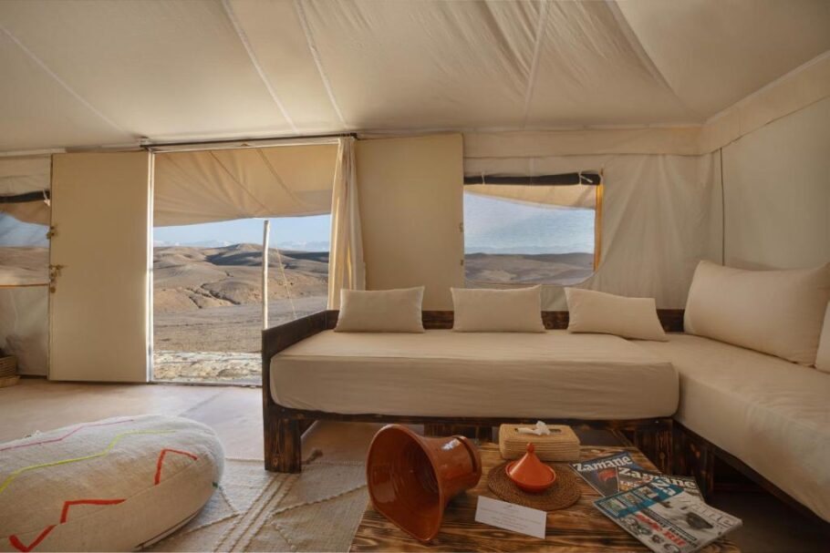 O Oxygen Lodge Agafay tem tendas espaçosas e com banheiro privativo