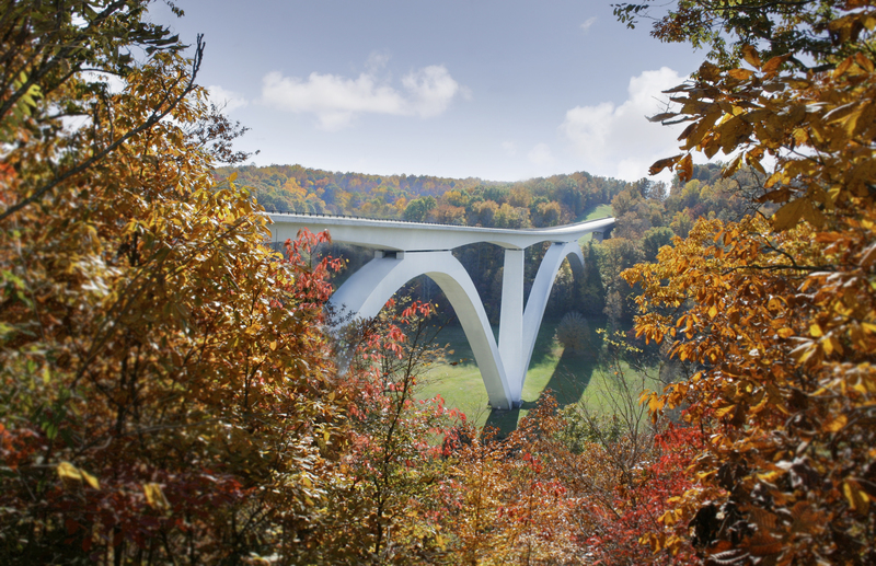 The double-arched Natchez Trace Parkway Bridge in Franklin, Tennessee.