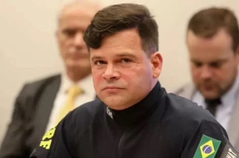 Diretor-geral da PRF pede votos para Bolsonaro no Instagram