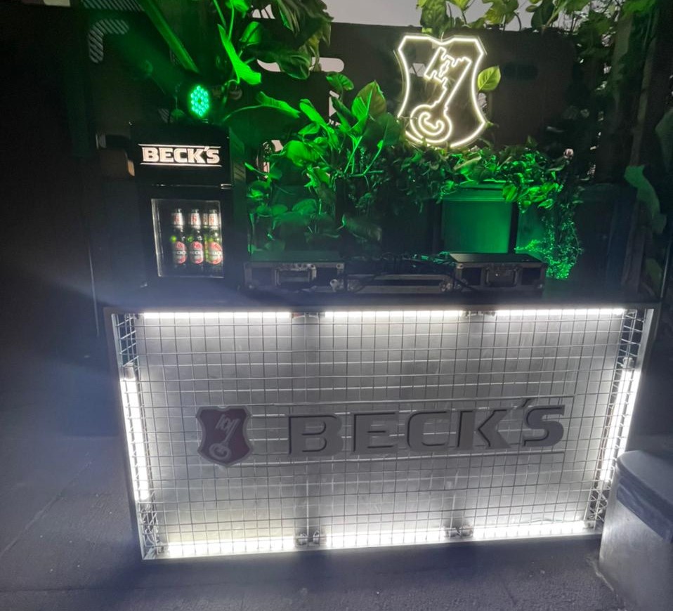 A Beck’s criou uma ação bem divertida, chamada “Bitter Tickets”, para presentear os fãs da marca com vários pares de ingressos para o Primavera Sound