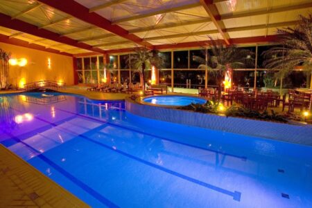 A piscina aquecida do hotel Villa Rossa
