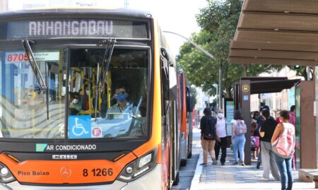 Prefeitura de São Paulo reforça frota de ônibus para o segundo turno