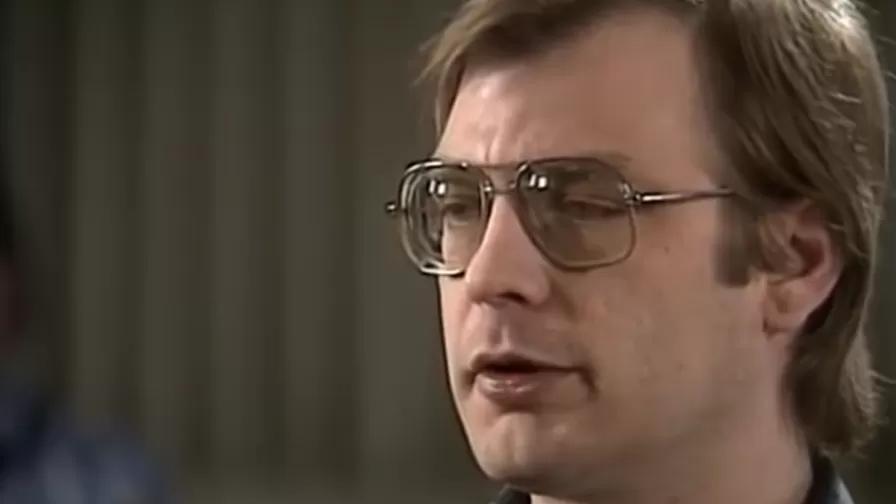 Urna funerária de Jeffrey Dahmer está à venda; saiba quanto