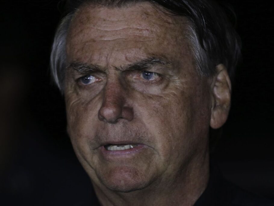 Com erisipela, Bolsonaro está confinado no Palácio da Alvorada