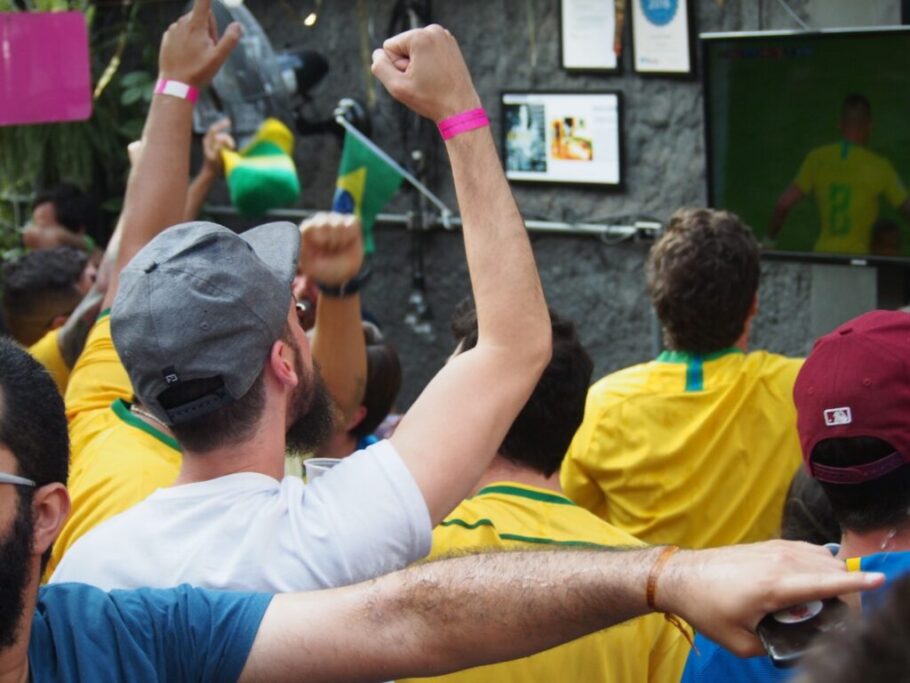 Nos dias de jogos do Brasil vai rolar roda de samba antes e depois da partida