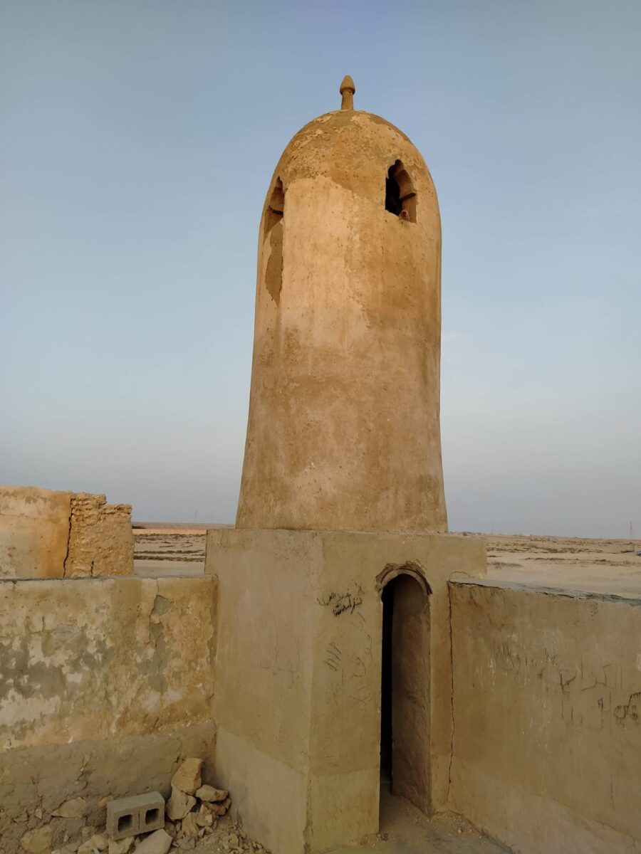 Torre Al Jumail localizada na “cidade fantasma”