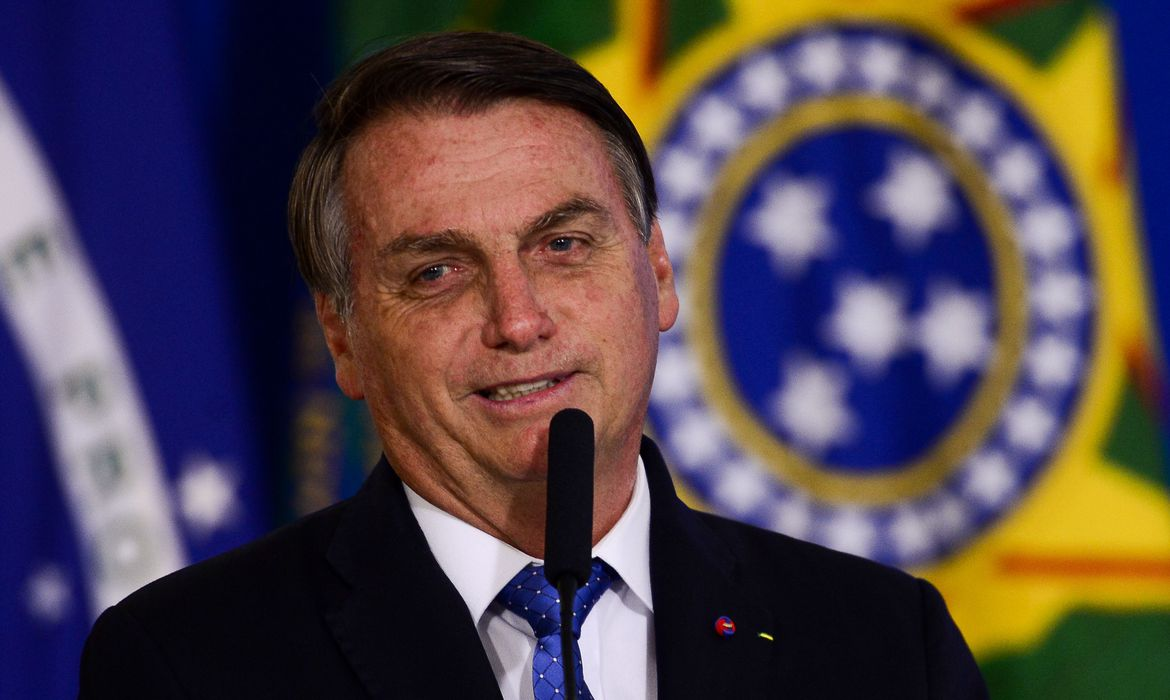 Bolsonaro vai receber bolada mensal de aposentadoria após deixar a Presidência