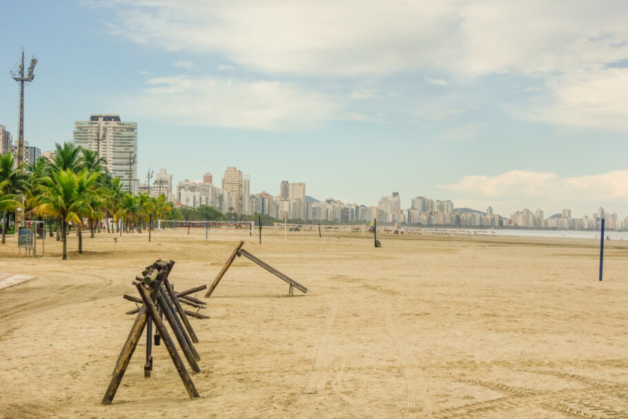 Santos tem três praias impróprias para banho de mar; confira lista