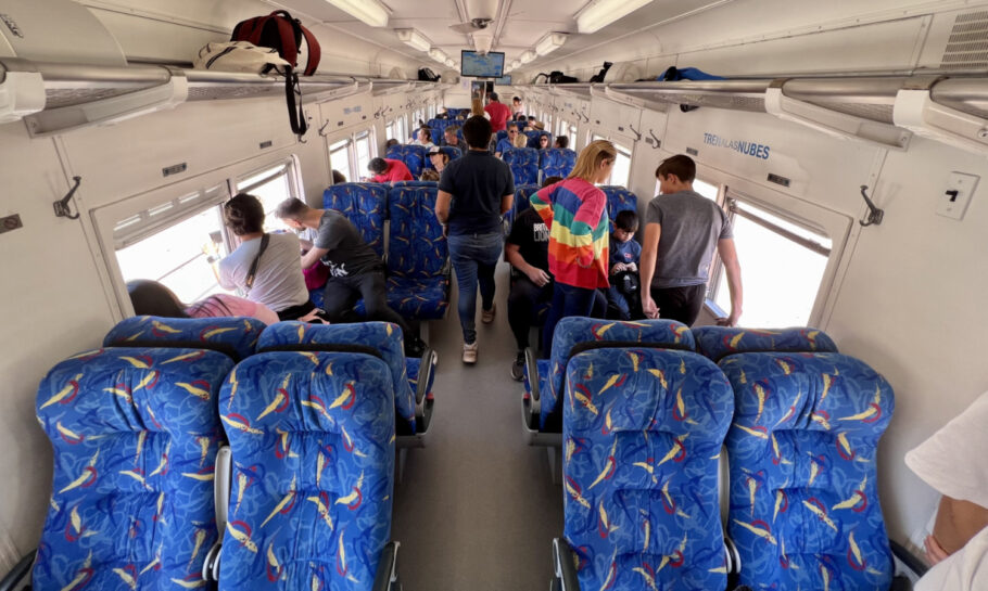 Como são os assentos dentro do Trem das Nuvens, em Salta