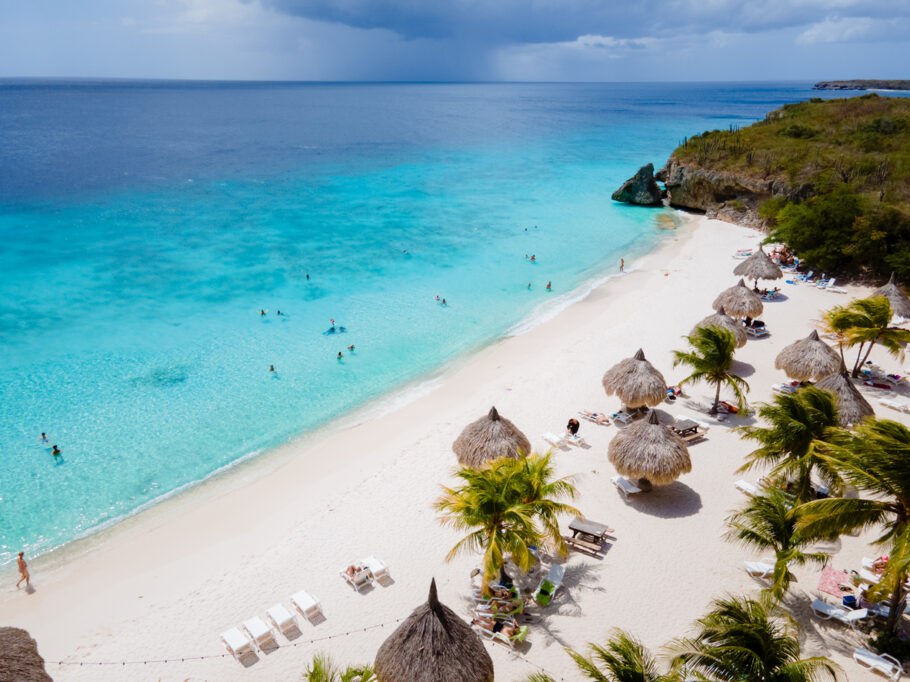 Cas Abou, uma das belas praias da ilha caribenha de <yoastmark class=