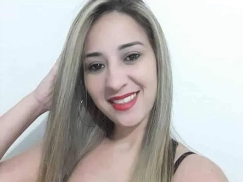 Elisângela Tinem, de 38 anos, que foi morta por rojão em Praia Grande (SP)