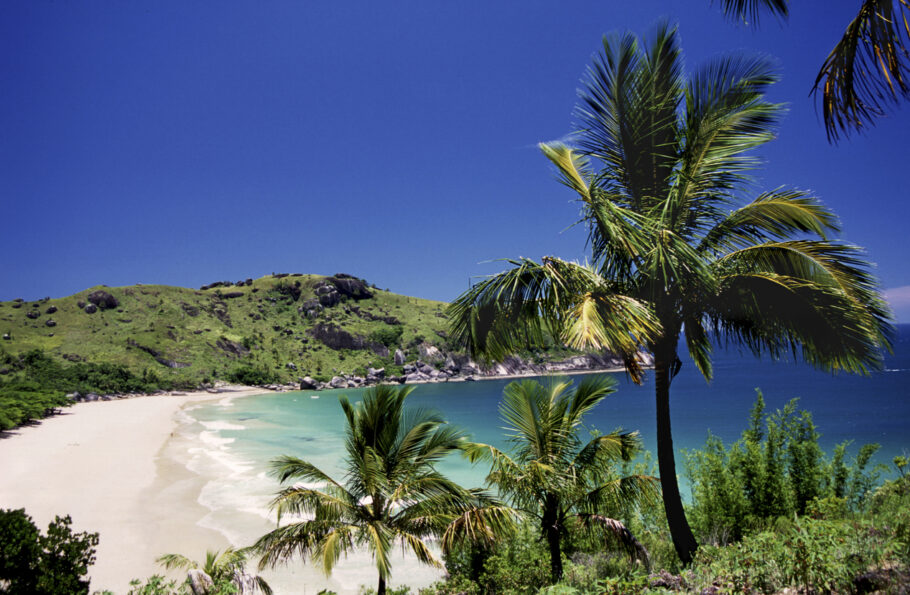 A paradisíaca praia do Bonete, em Ilhabela (SP)