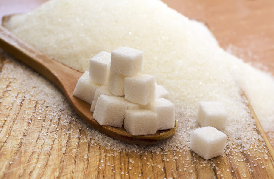 O consumo exagerado de açúcar pode aumentar o risco de câncer