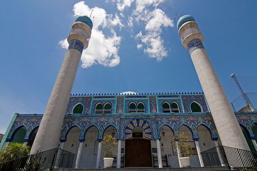 Fachada da mesquita Mesquita Imam Ali Ibn Abi Talib, em Curitiba