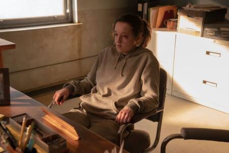 A atriz Bella Ramsey interpreta a Ellie em "The Last of Us"