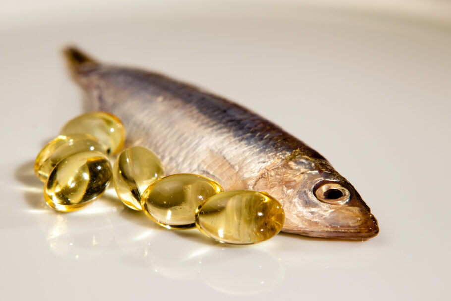 Óleo de peixe é utilizado como ingrediente de suplementos de ômega-3