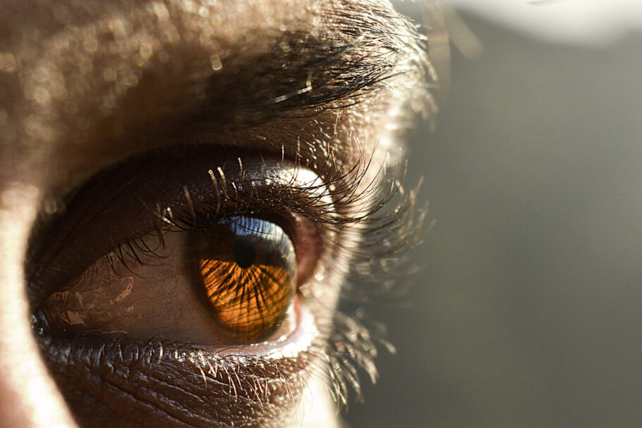 Ciência associa cor do olho a risco maior de um tipo de câncer