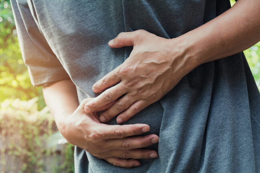 Conheça os principais sintomas do câncer de intestino
