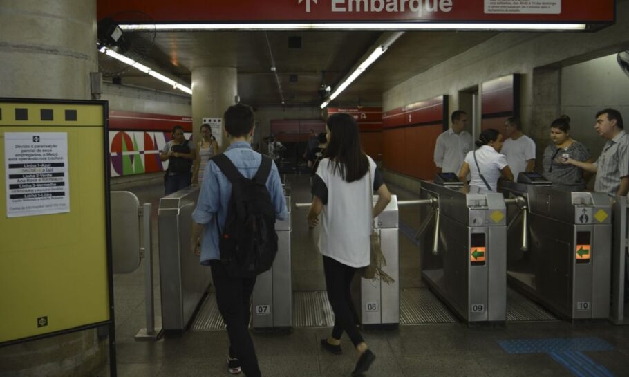 Metrô e CPTM farão greve em São Paulo nesta terça-feira