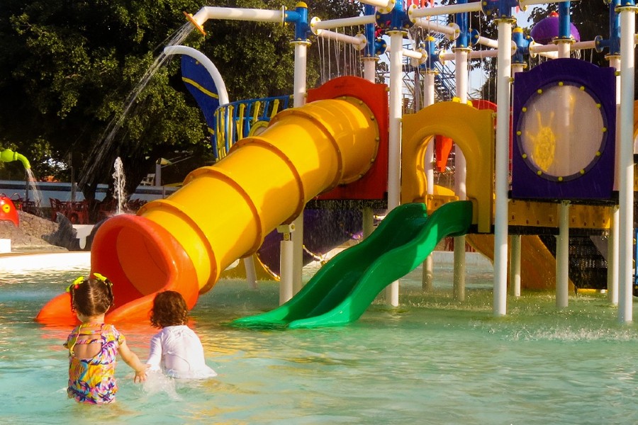 O parque aquático Planeta Água, no Thermas Hotel e Resort, em Mossoró, é destino com águas quentinhas