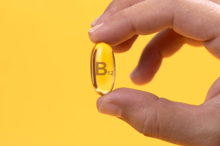 Deficiência grave de vitamina B12 pode ser notada na ida ao banheiro