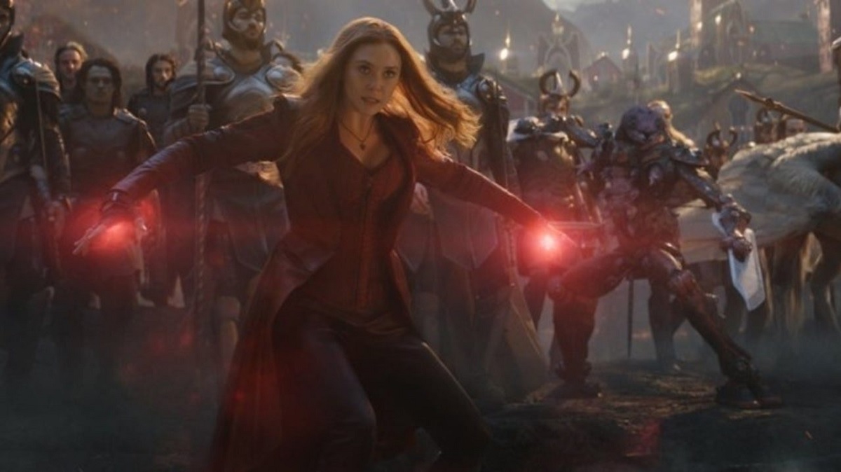 Elizabeth Olsen como Feiticeira Escarlate da Marvel