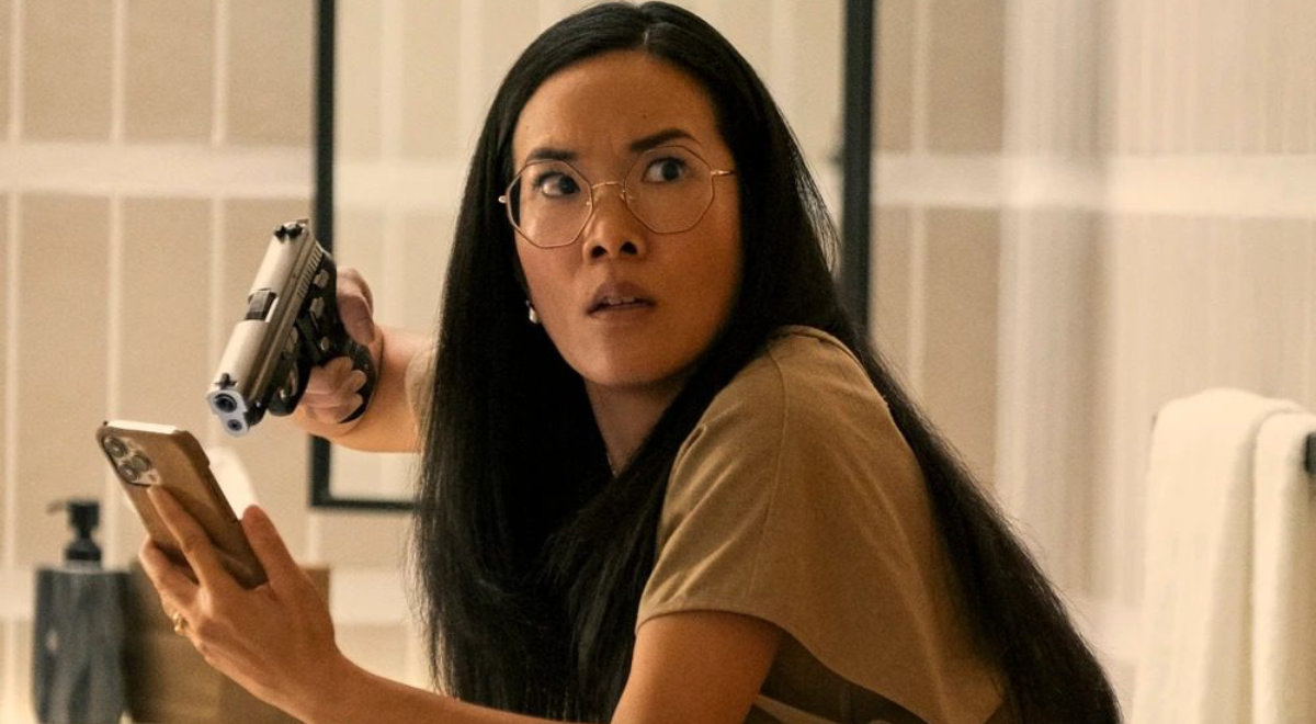 Ali Wong interpreta Amy Lau na série