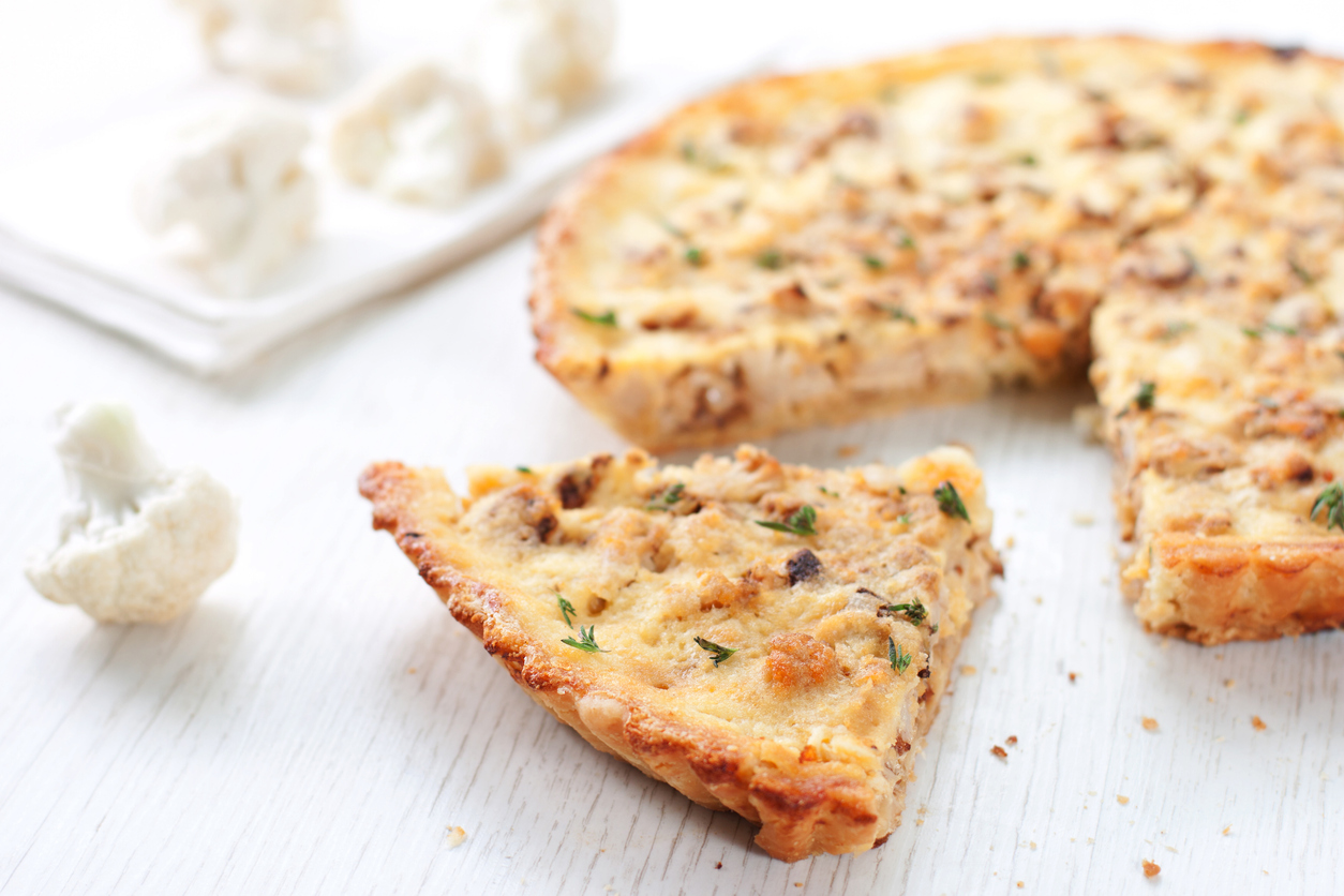 Receita de torta com massa de couve-flor é ideal para uma dieta mais saudável