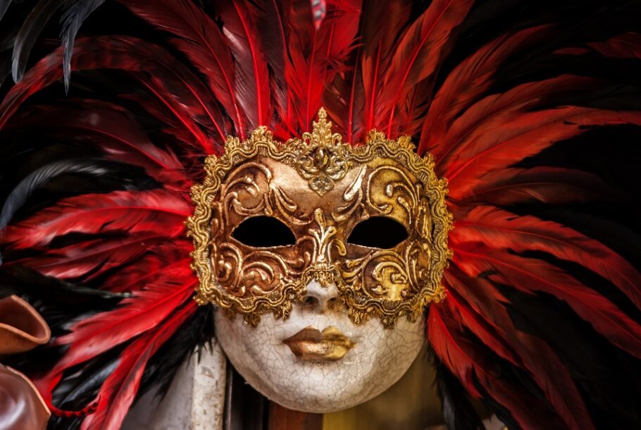 1° Baile de Máscaras da Kazazul em Paranapiacaba será das 19h30 às 22h30.