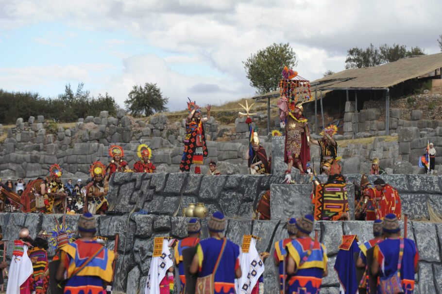 Roteiro exclusivo para brasileiros inclui o Inti Raymi, maior festa do Peru