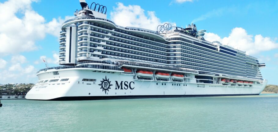 O MSC Seaside, que faz roteiros de sete dias pelo Caribe Sul e Antilhas
