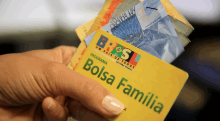 Bolsa família está finalizando pagamentos de junho; veja próximas datas